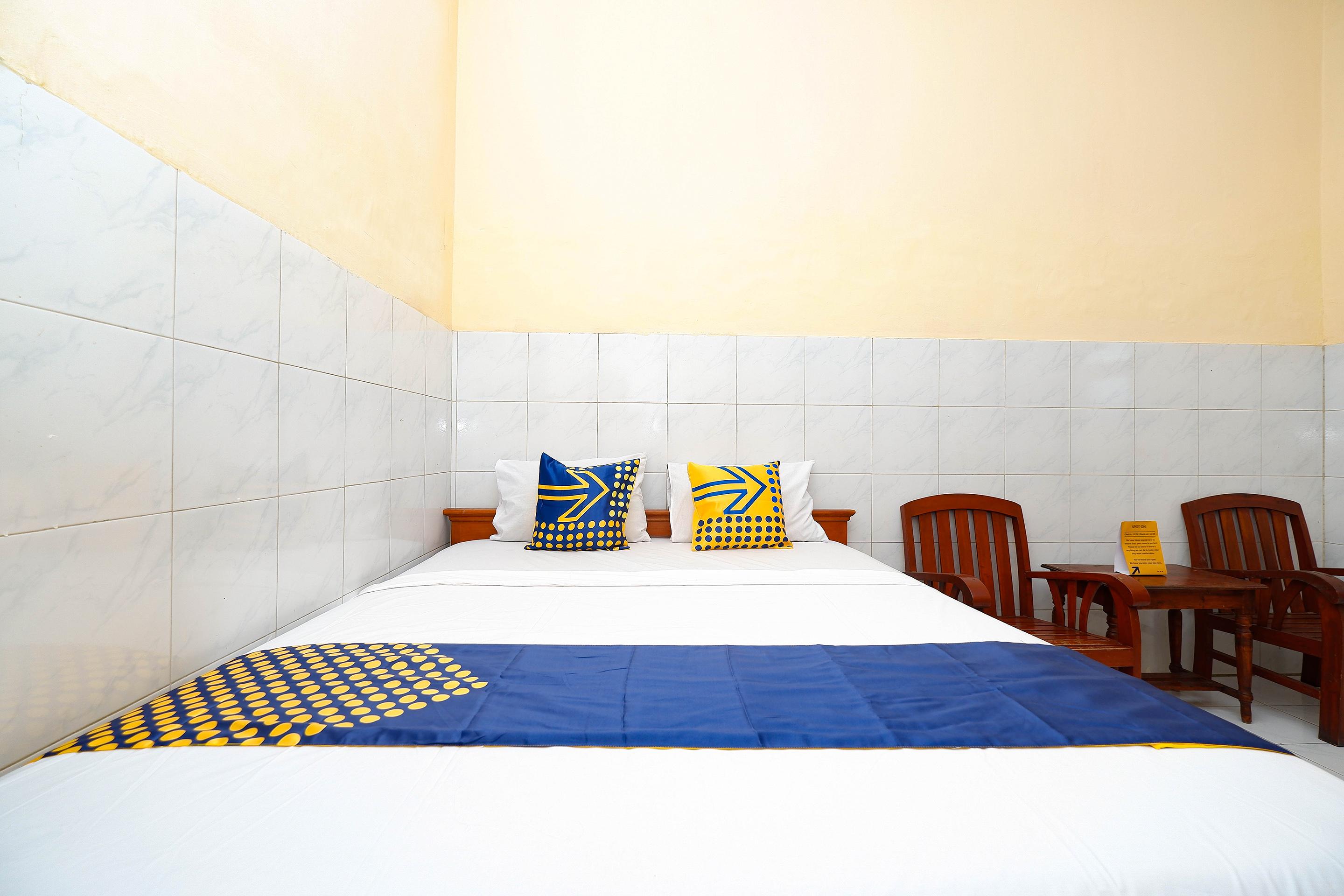 Surakarta  Spot On 2011 Hotel Mekar Sari מראה חיצוני תמונה